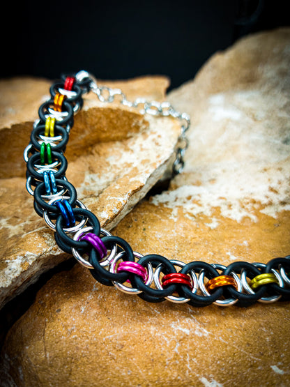 HELM Choker 🌈